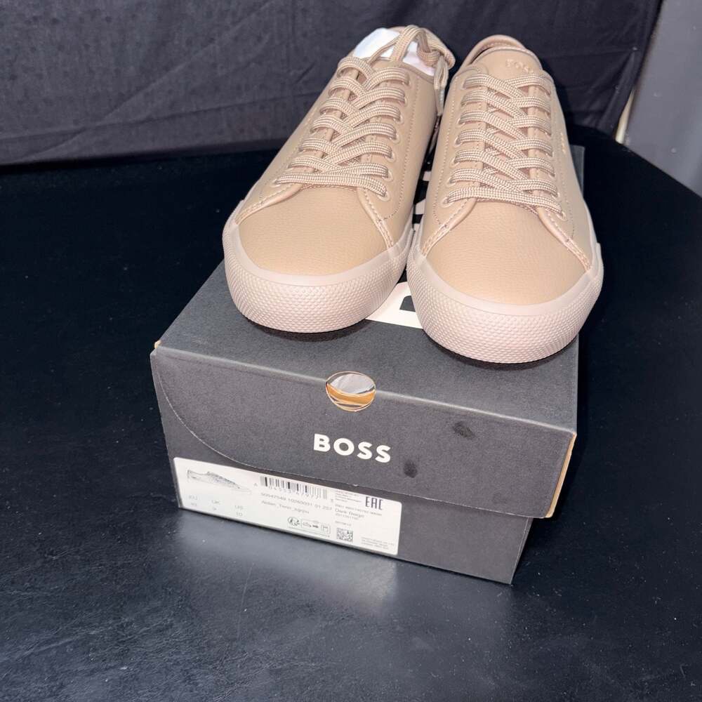 BOSS Aiden Tenn Trainers in Dark Beige